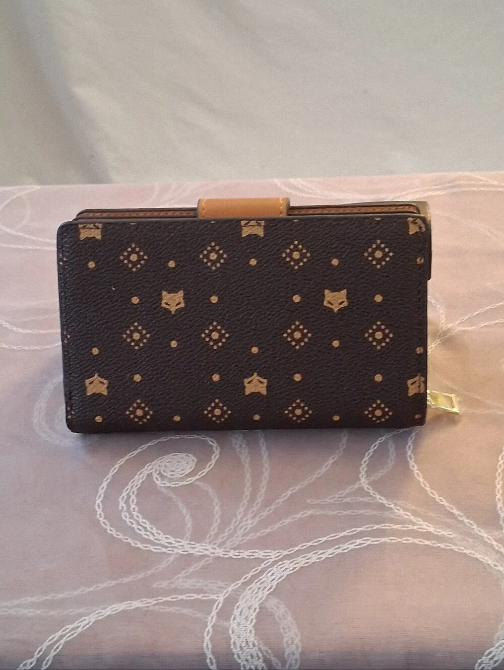 Foxer nwot approximately